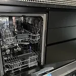 Peter House 4* 尼维尔