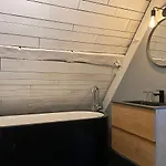 Peter House 4*