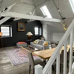 住宿加早餐酒店 Peter House 尼维尔