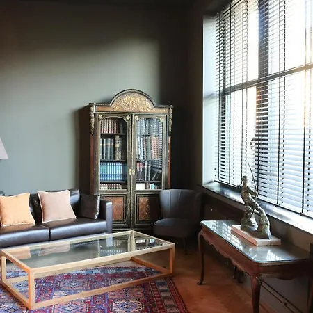 Peter House Bed & Breakfast 3*