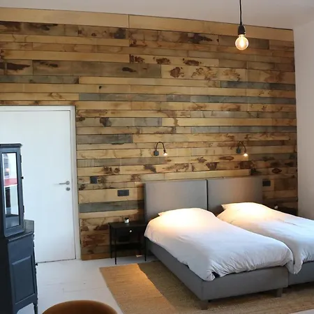 Peter House 4* Nivelles