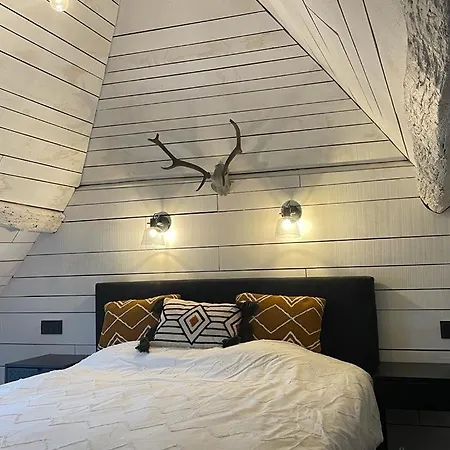 Peter House Bed & Breakfast Nivelles