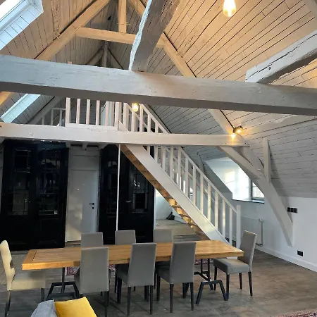 Peter House Bed & Breakfast Nivelles