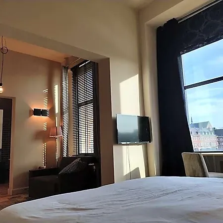 Peter House Bed & Breakfast Nivelles