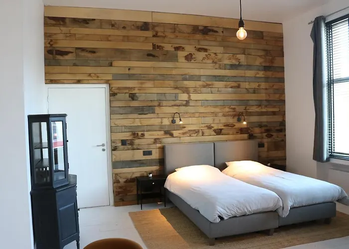 Peter House 3* Nivelles