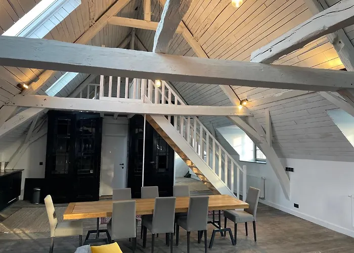 Peter House Bed & Breakfast Nivelles